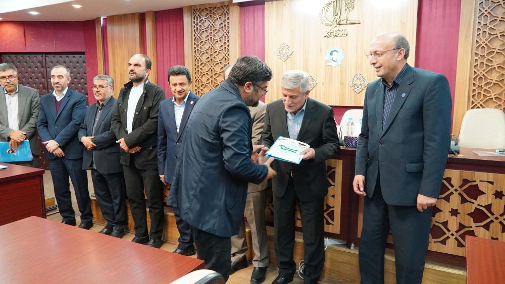 عضو هیئت علمی دانشگاه مراغه، برگزیده استانی سومین جشنواره علمی شهید چمران شد