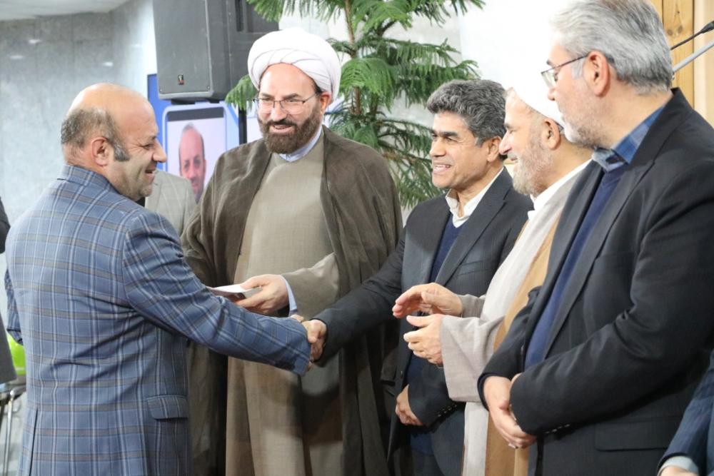 تجلیل از پژوهشگران برتر دانشگاه و شهرستان مراغه