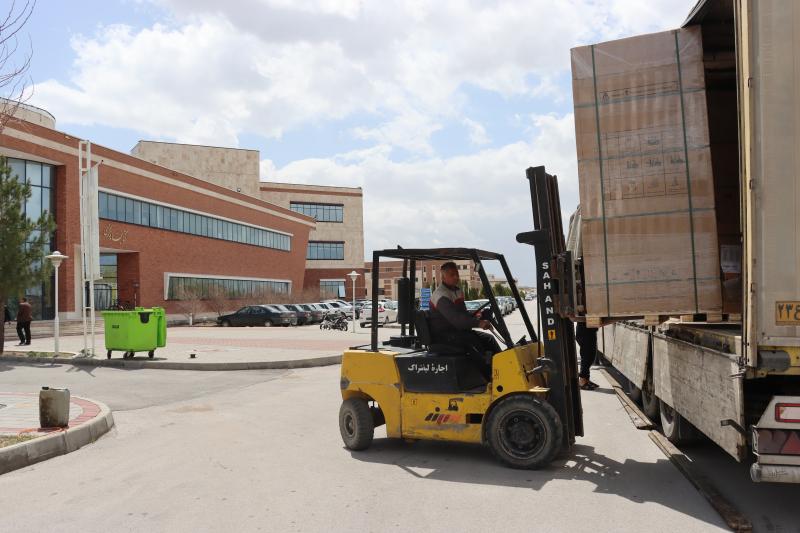 آغاز مرحله نصب پنل‌های نیروگاه خورشیدی ۹ مگاواتی دانشگاه مراغه